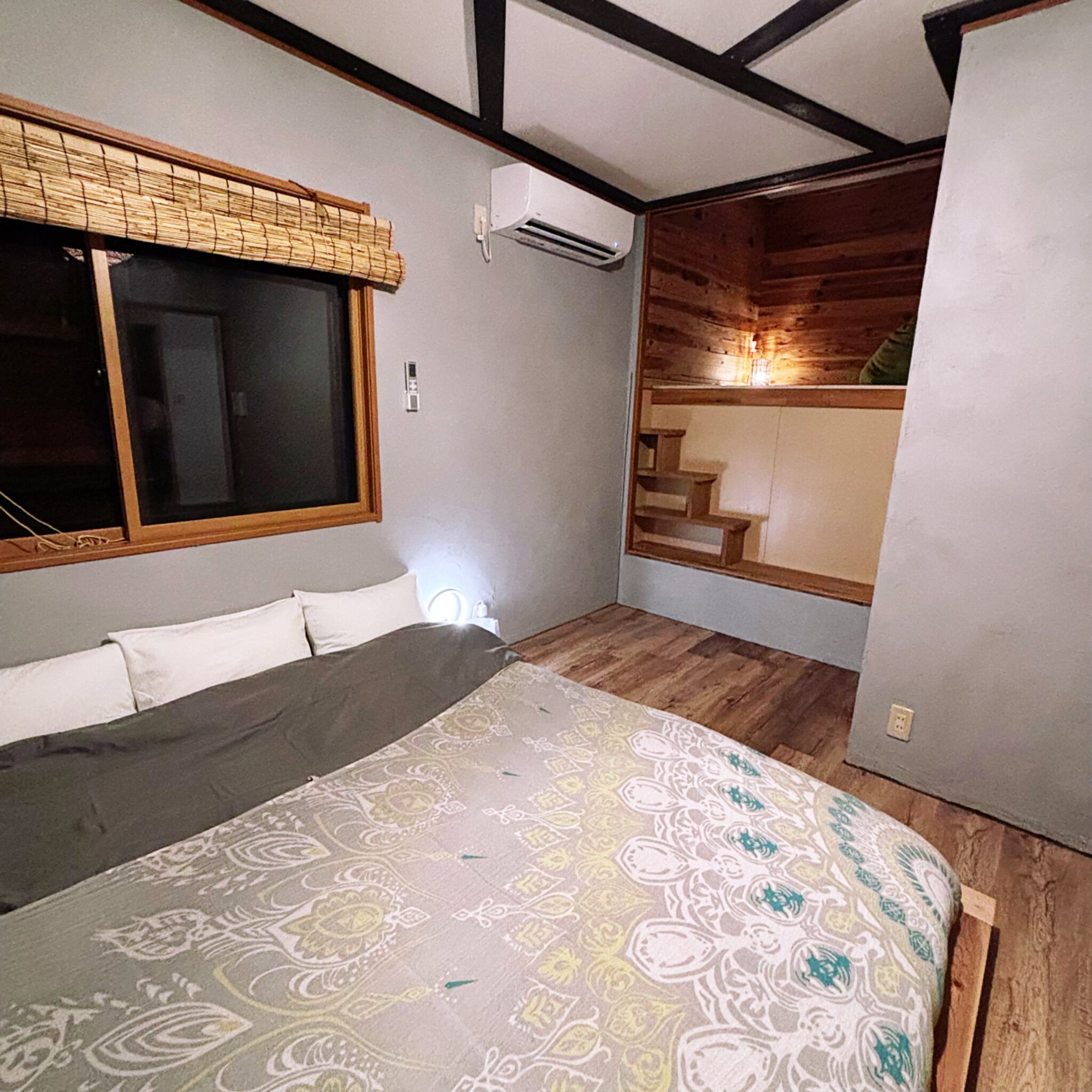 {"ARInfo":{"IsUseAR":false},"Version":"1.0.0","MakeupInfo":{"IsUseMakeup":false},"FaceliftInfo":{"IsChangeEyeLift":false,"IsChangeFacelift":false,"IsChangePostureLift":false,"IsChangeNose":false,"IsChangeFaceChin":false,"IsChangeMouth":false,"IsChangeThinFace":false},"BeautyInfo":{"SwitchMedicatedAcne":false,"IsAIBeauty":false,"IsBrightEyes":false,"IsSharpen":false,"IsOldBeauty":false,"IsReduceBlackEyes":false},"HandlerInfo":{"AppName":2},"FilterInfo":{"IsUseFilter":false}}